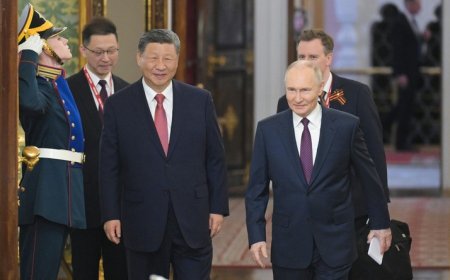 Russie : au Kremlin, Vladimir Poutine et Xi Jinping agissent le renforcement de la relation sino-russe
