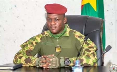Traoré dénonce des « mensonges » américains sur l’or du Burkina