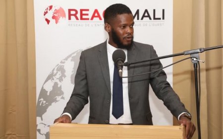Politique :  Siby Abdourahamane, le chercheur politique publie un mémorandum pour une sortie de crise