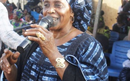 Inna Boundi de Dioïla : Artiste au sommet sans album
