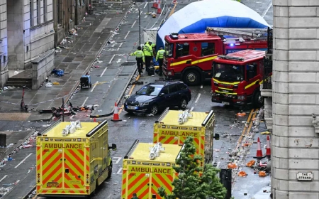 Une voiture fonce sur la foule à Liverpool: 27 blessés hospitalisés, le motif terroriste écarté