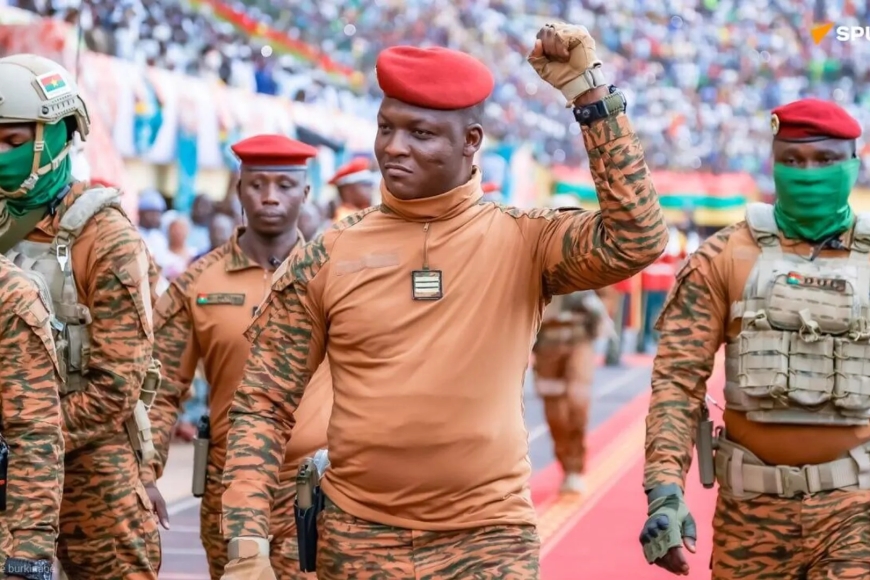 Après les manifestations de soutien, le Président burkinabè remercie ses concitoyens "épris de paix et de liberté"