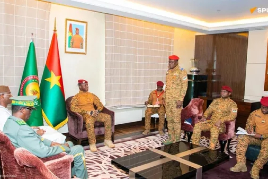 En visite à Moscou, Ibrahim Traoré tient une réunion sur la situation sécuritaire dans l'AES