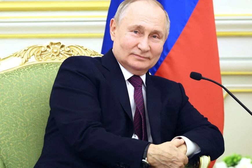 Guerre en Ukraine : Poutine joue le maître des horloges, Zelensky se fait traiter de « clown »