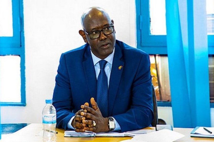 Bureau du vérificateur général : Abdoul Aziz Ag Aguissa succède à Samba Alhamdou Baby