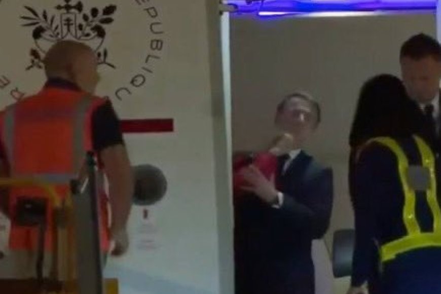 Emmanuel Macron giflé par Brigitte Macron ?