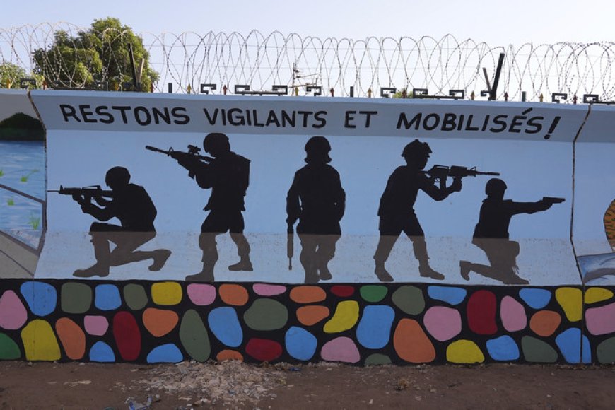 Burkina Faso : le ministère de la Défense dément des accusations de massacre relayées par RFI