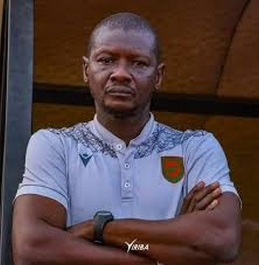 Djoliba AC : le coach Demba Mamadou Traoré remercié après la défaite face au Stade malien