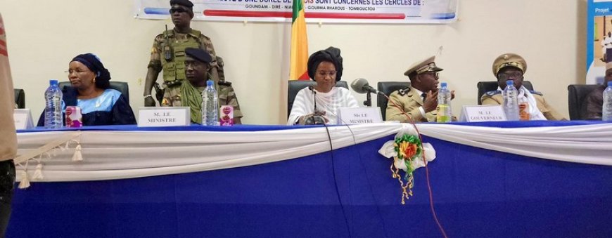 Région de Tombouctou : Mme Oumou Sall Seck lance trois projets de développement