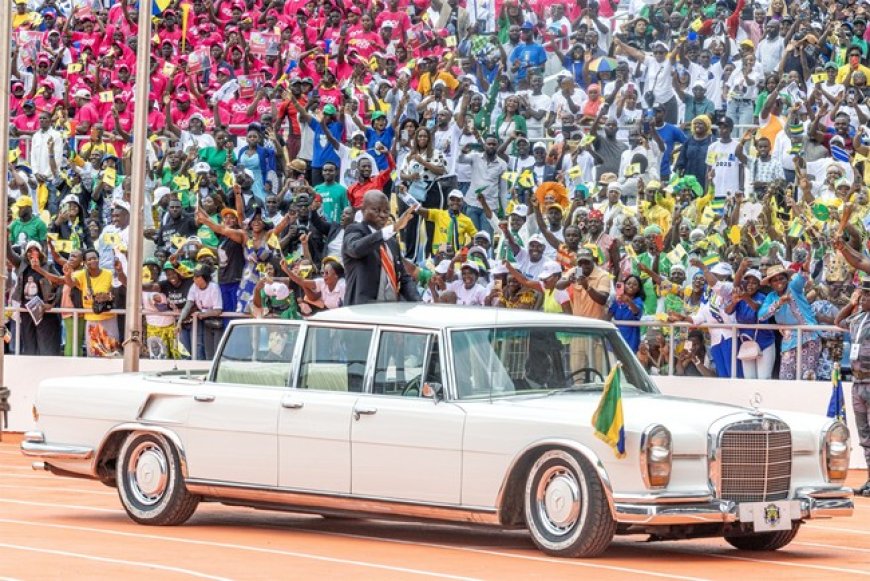 Élu président du Gabon avec 94,85 % des voix :Brice Clotaire Oligui Nguema investi pour 7 ans ! Boukary Sidibé dit Kolon, Samba Bathily et Makan Magassouba parmi les invités !