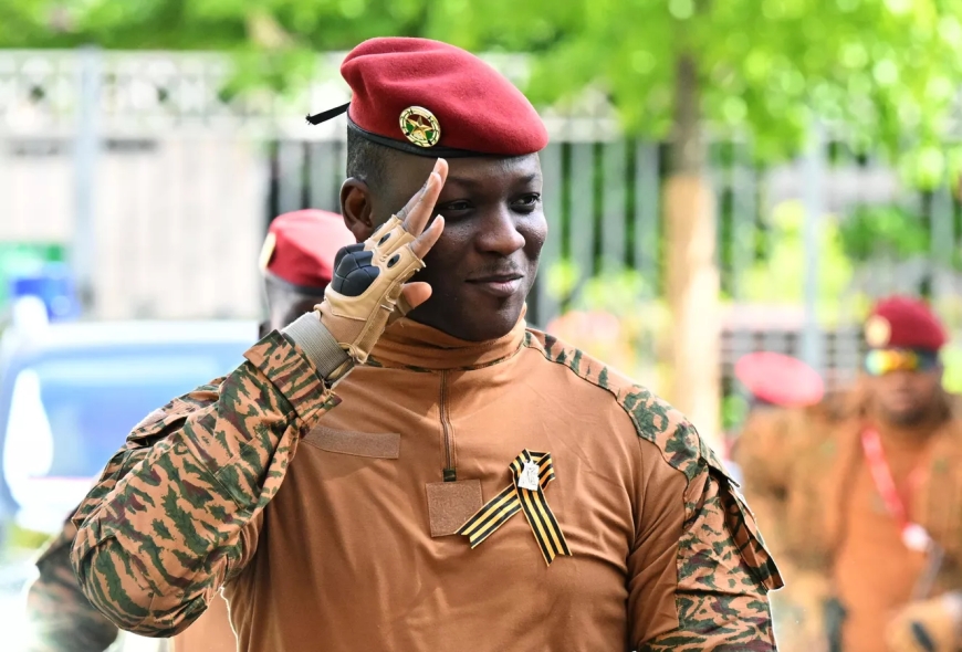 Le président burkinabè rejette les critiques d’un général américain
