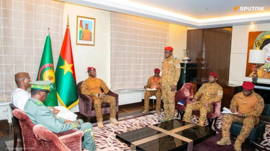 En visite à Moscou, Ibrahim Traoré tient une réunion sur la situation sécuritaire dans l'AES