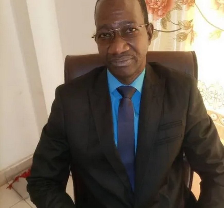 Edito : Dissolution des partis politiques ou mise à mort de la démocratie au Mali