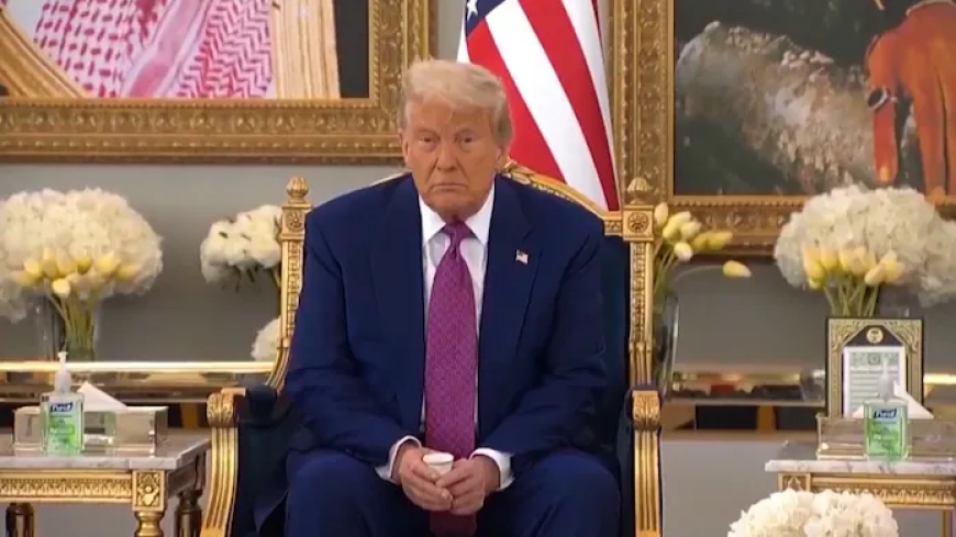 A-t-il bu son café, ou pas? La télévision d’État saoudienne accusée d’avoir diffusé un deepfake de Donald Trump