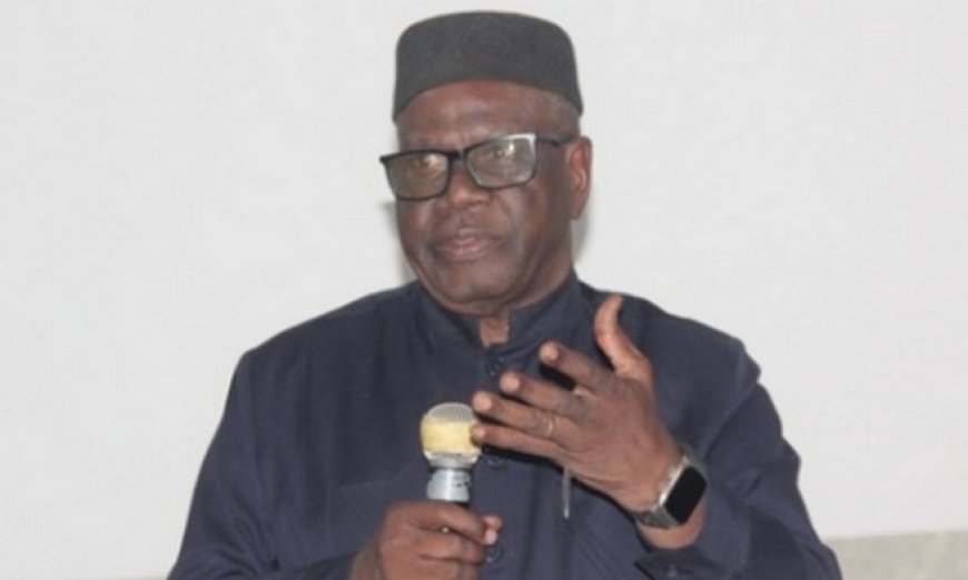 Emmanuel Sagara, president du MCRC : « Faut-il interrompre une messe pour un officiel ? »