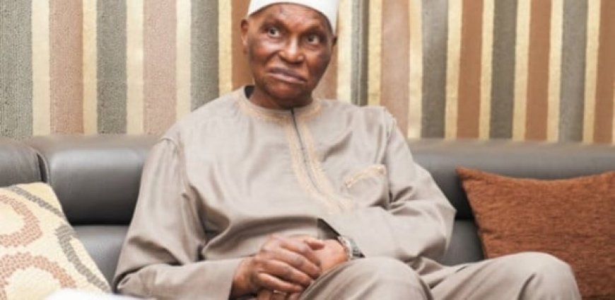 Me Abdoulaye Wade fête ses 99 ans
