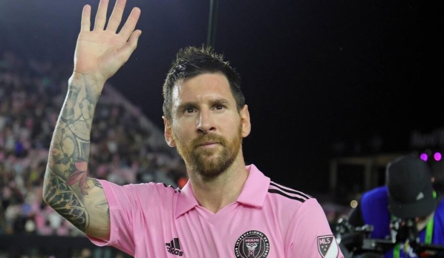 Avant le Mondial des clubs, Lionel Messi devient le premier joueur de l’histoire à …