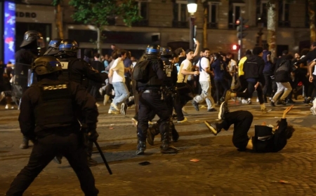 La célébration du titre du PSG a mis Paris et la France à feu et à sang !
