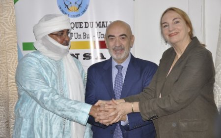 Le Ministre-Commissaire Redouwane Ag Mohamed Ali à la remise du don de l’Espagne au PAM : "Avec ce nouveau financement, le Royaume d'Espagne réitère son engagement à accompagner le Mali dans la préservation de sa souveraineté alimentaire"