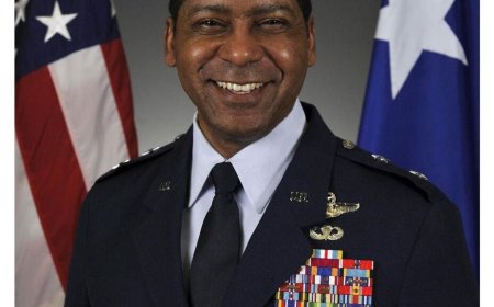 General Randall Reed, commandant du commandement des transports américain : "La nécessité de renforcer davantage le système logistique"