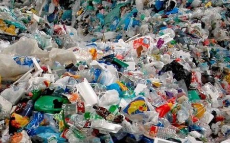 Sachets plastiques : Dix ans après l’interdiction, le Mali piétine