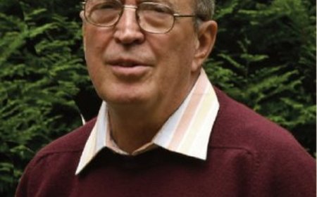 Père Alain Fontaine :  Comme une croisée de chemin