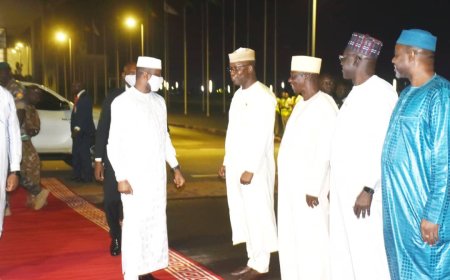 Visite du chef de l’état à Moscou : Tapis rouge pour Assimi !