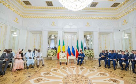 Kamaz, hélicoptères Mi, raffinerie d'or: de quoi a-t-il parlé le Président malien au Tatarstan?