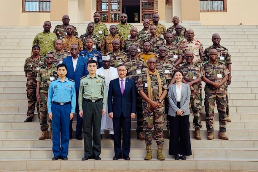 Voici quelques activités de l'Ambassadeurde Chine Chen Zhihong au Mali