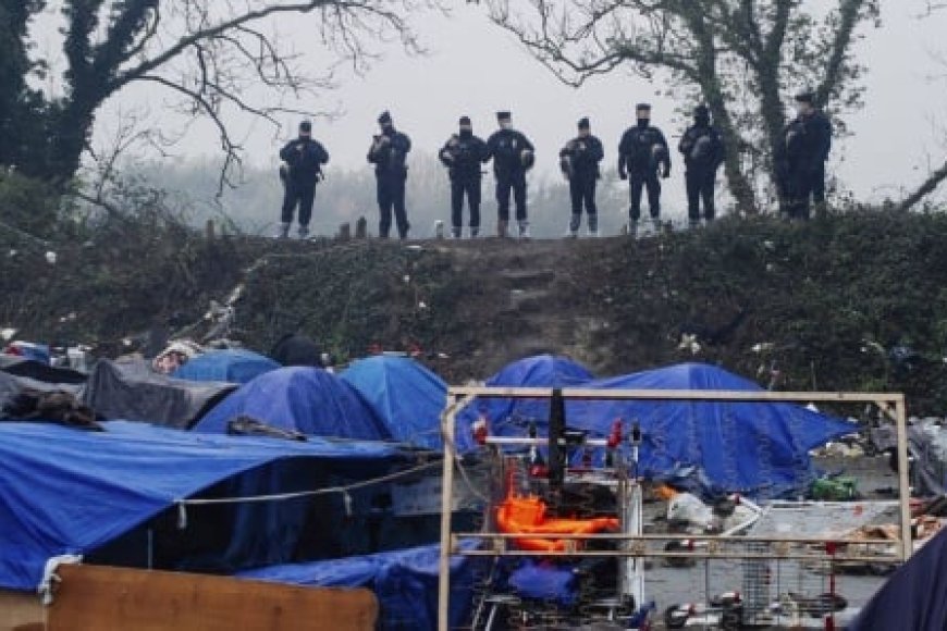 Camp de migrants en France: deux morts et des blessés dans des fusillades