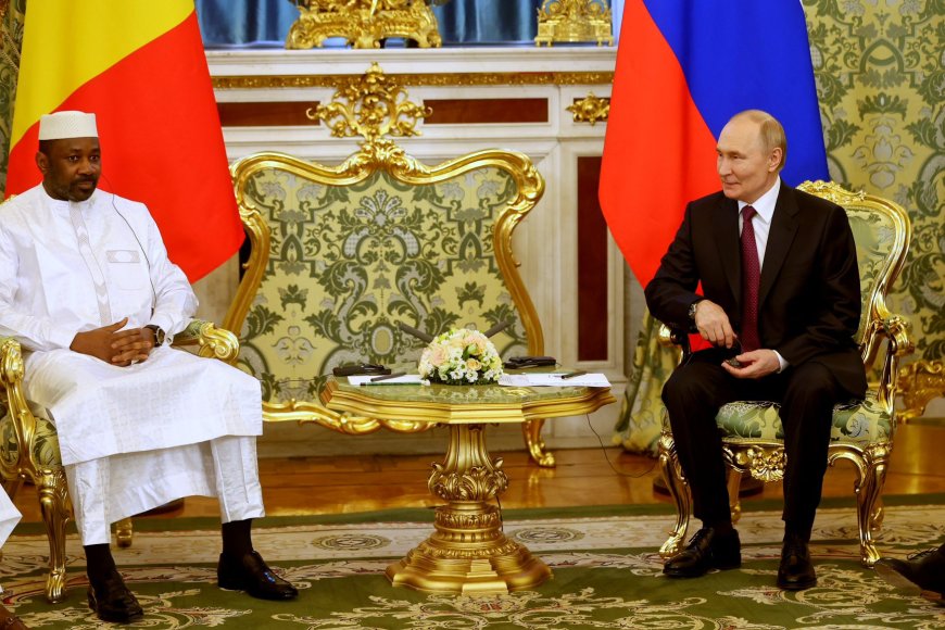 Vladimir Poutine reçoit le Président malien au Kremlin: points clés et vidéo intégrale