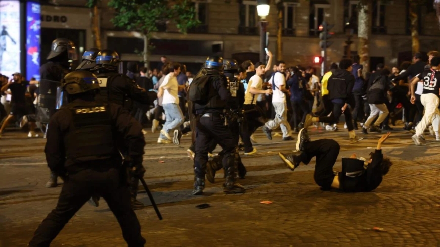 La célébration du titre du PSG a mis Paris et la France à feu et à sang !
