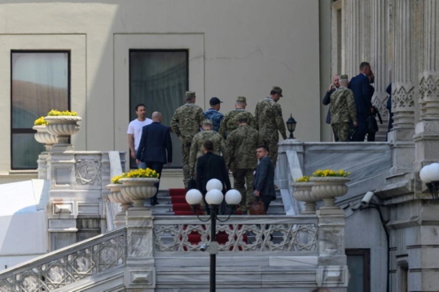 Russes et Ukrainiens vont échanger tous leurs prisonniers jeunes ou blessés