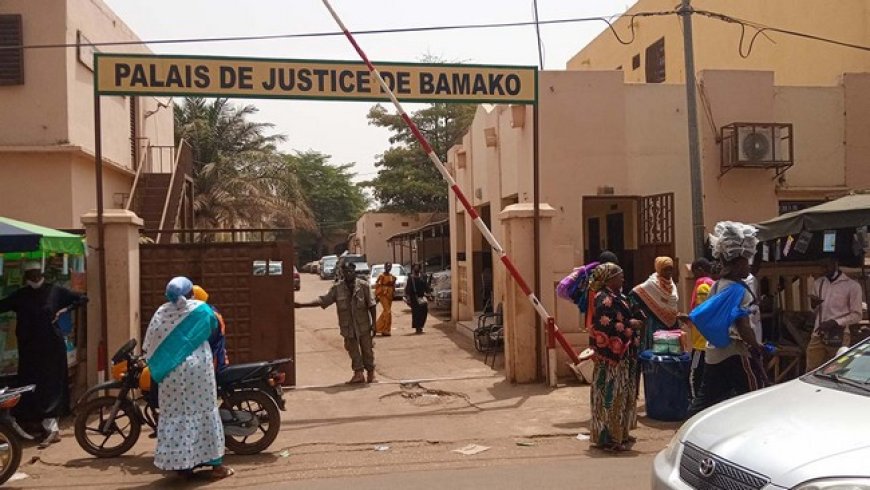 Plainte aux fins d’annulation des décrets d’abrogation de la charte et la dissolution des partis politiques : Trois des six Tribunaux de Grande Instance de Bamako se déclarent incompétents