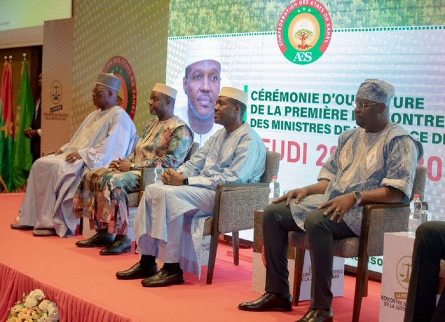 Le premier Ministre Abdoulaye Maïga lors de la réunion des ministres de la justice de l'AES à Bamako "La réponse judicaire pénale dans un cadre harmonisé ou unifié contribuera à renforcer la visibilité des efforts déployés par nos États "