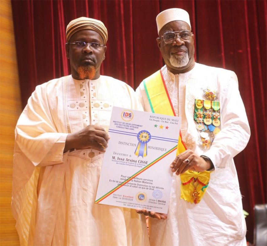 Distinctions honorifiques du 1er mai par IDS Afrique : Hamadou Fall Dianka et Issa Arsina Cissé distingués