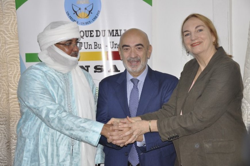 Le Ministre-Commissaire Redouwane Ag Mohamed Ali à la remise du don de l’Espagne au PAM : "Avec ce nouveau financement, le Royaume d'Espagne réitère son engagement à accompagner le Mali dans la préservation de sa souveraineté alimentaire"