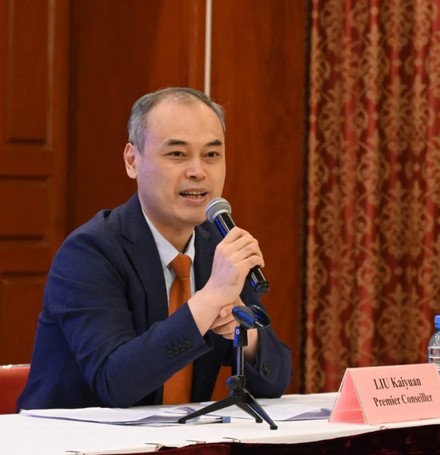 Liu Kaiyuan, charge d'affaires A.I. de l'ambassade de chine au mali "Stabiliser le monde incertain par la certitude des relations sino-africaines..."
