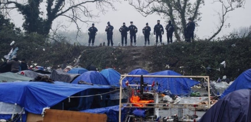 Camp de migrants en France: deux morts et des blessés dans des fusillades