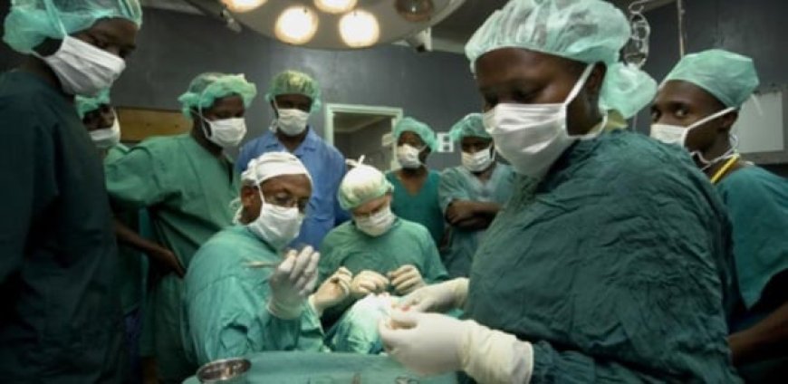 Un Angolais opéré par un médecin se trouvant à 11.000 km, une première en Afrique