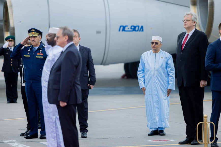 Le Président GOÏTA a été accueilli avec tous les honneurs dignes de son rang par les autorités russes et le corps diplomatique