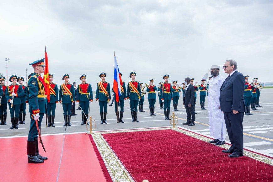 Le Président GOÏTA a été accueilli avec tous les honneurs dignes de son rang par les autorités russes et le corps diplomatique