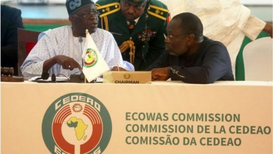 Tinubu appelle l’AES à revenir dans la Cédéao