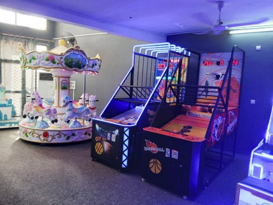 Et voici leur Fan zone : Le complexe ultramoderne de divertissements !