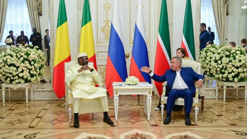 Kamaz, hélicoptères Mi, raffinerie d'or: de quoi a-t-il parlé le Président malien au Tatarstan?