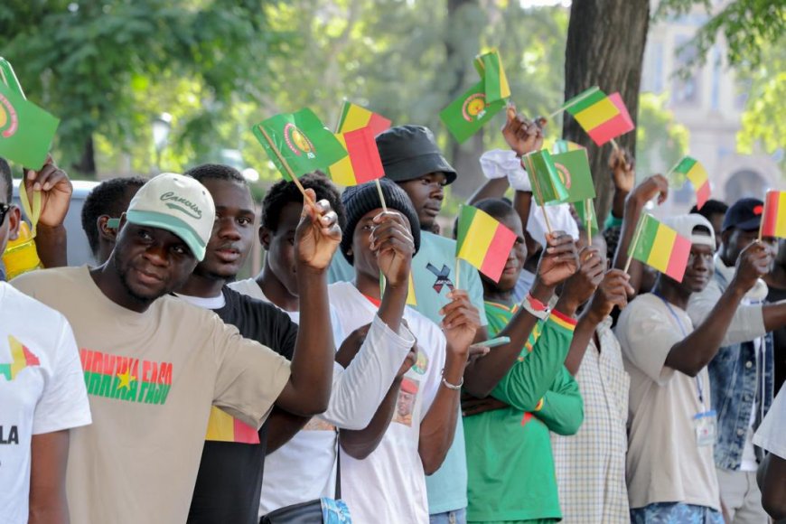 Séville accueille le Premier ministre malien Abdoulaye Maïga pour la Conférence internationale sur le financement du développement