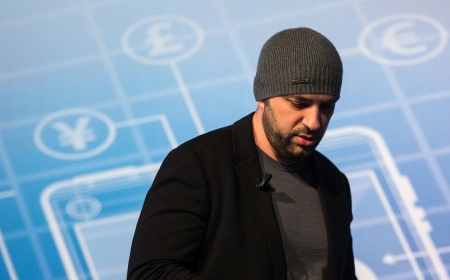 De balayeur à multimilliardaire : l’incroyable parcours de Jan Koum, le fondateur ukrainien de WhatsApp