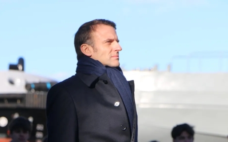 France : Emmanuel Macron félicite Fousseynou Cissé, qui a sauvé six personnes d'un incendie à Paris