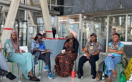 Résilience médiatique des femmes journalistes : Débats sur le futur de la presse