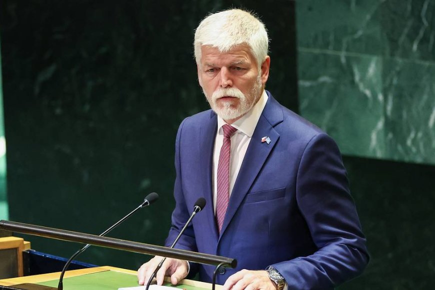 Il est impossible de lutter éternellement contre la Russie, admet le président tchèque